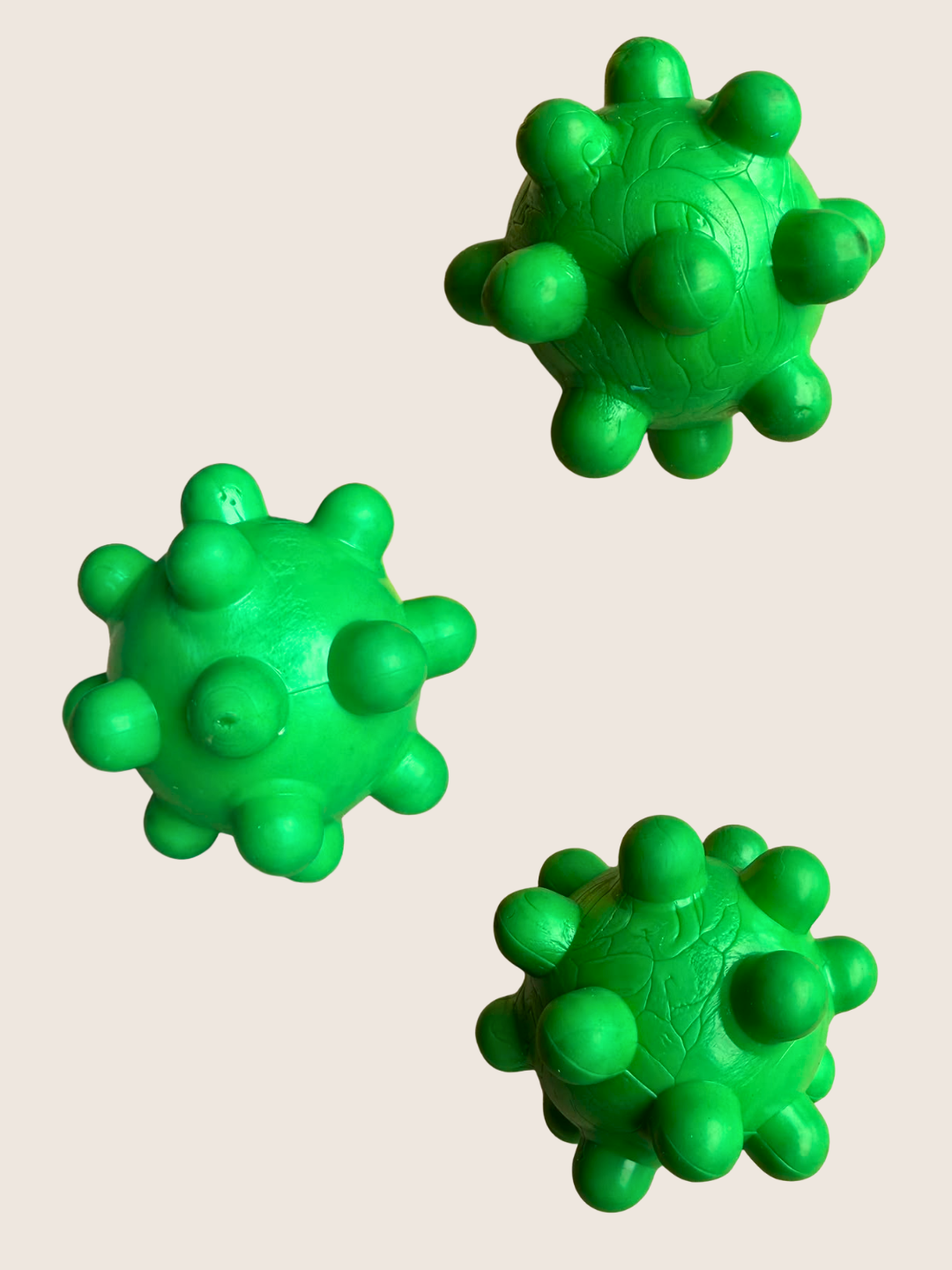 Pelota Spike de Caucho Macizo | 6 cm